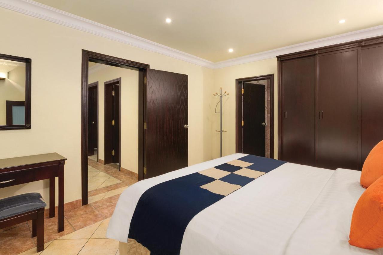 Howard Johnson Dammam Hotel Ngoại thất bức ảnh